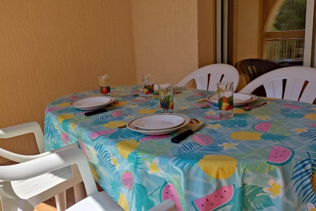 Bel Appartement Avec Piscine Proche Des Plages Six-Fours-les-Plages Eksteriør billede